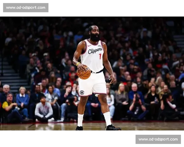 哈登詹姆斯续约尘埃落定,自由市场这五人成争冠关键!特纳领衔内线争夺战